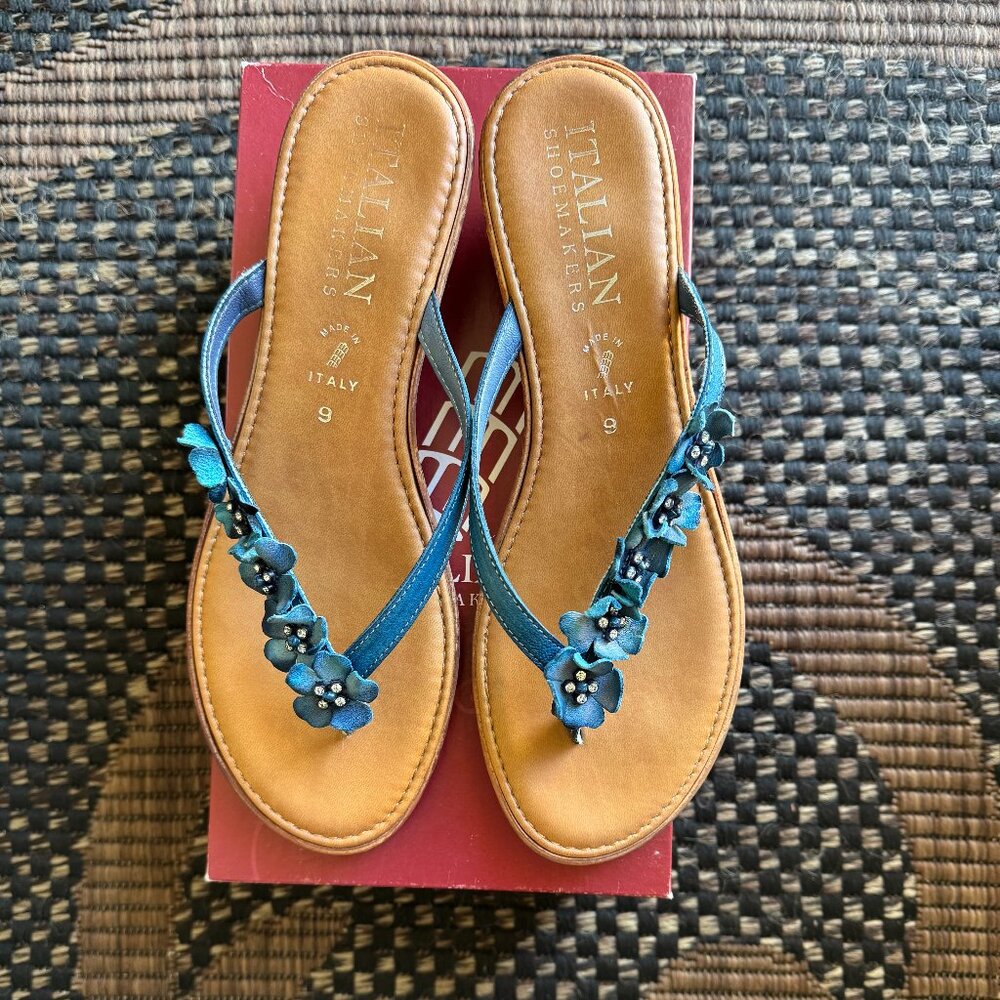 Women's shoes
